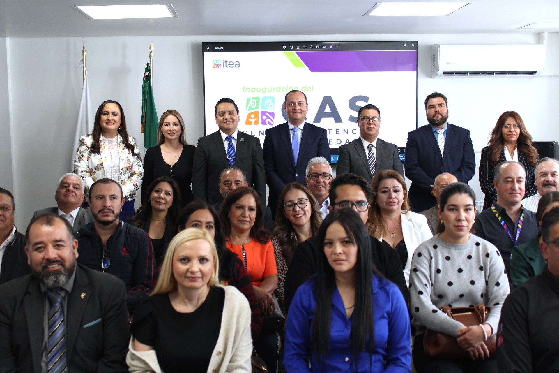 Inaugura el ITEA, Centro de Atención a la Sociedad (CAS).